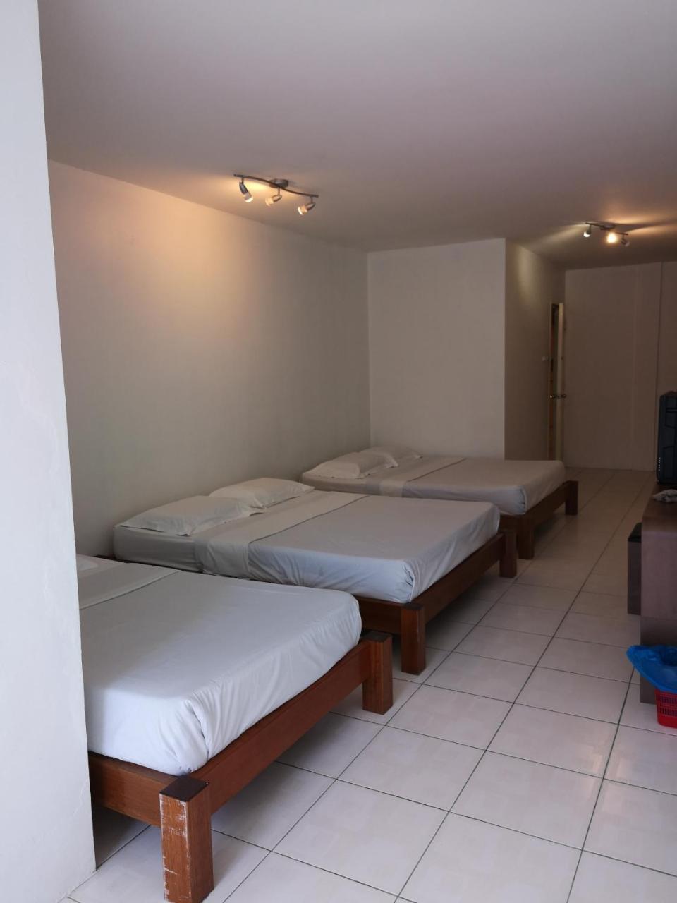 Furama Lodging House Kuching Exterior foto